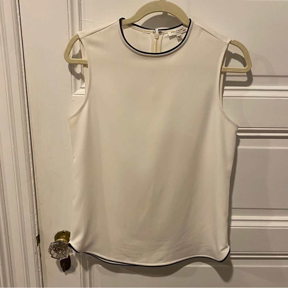 Equipment XS women’s work shirt. Barely used.